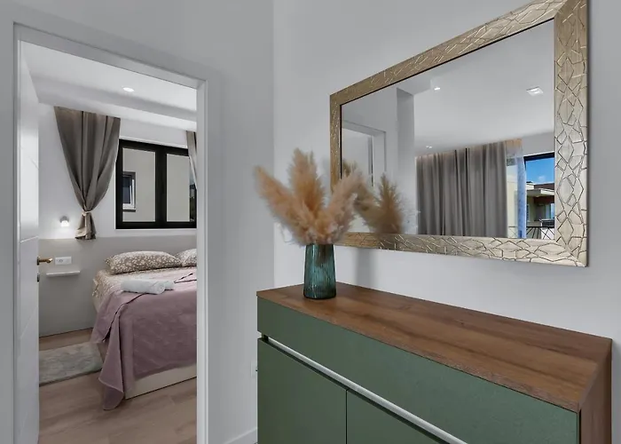 Lovre Apartment